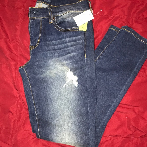 NEW!!! Blue Jeans - Picture 2 of 3